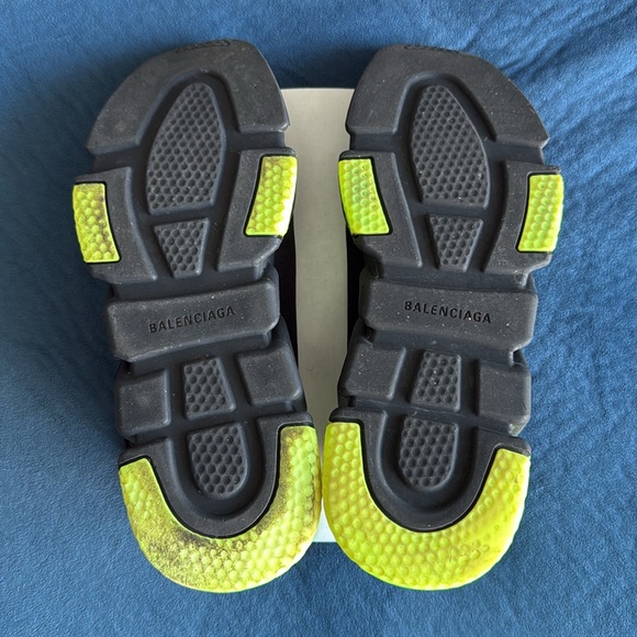 Balenciaga Black and Clear Neon Yellow Speed Trainer Size 44 or US 11 - Picture 3 of 7